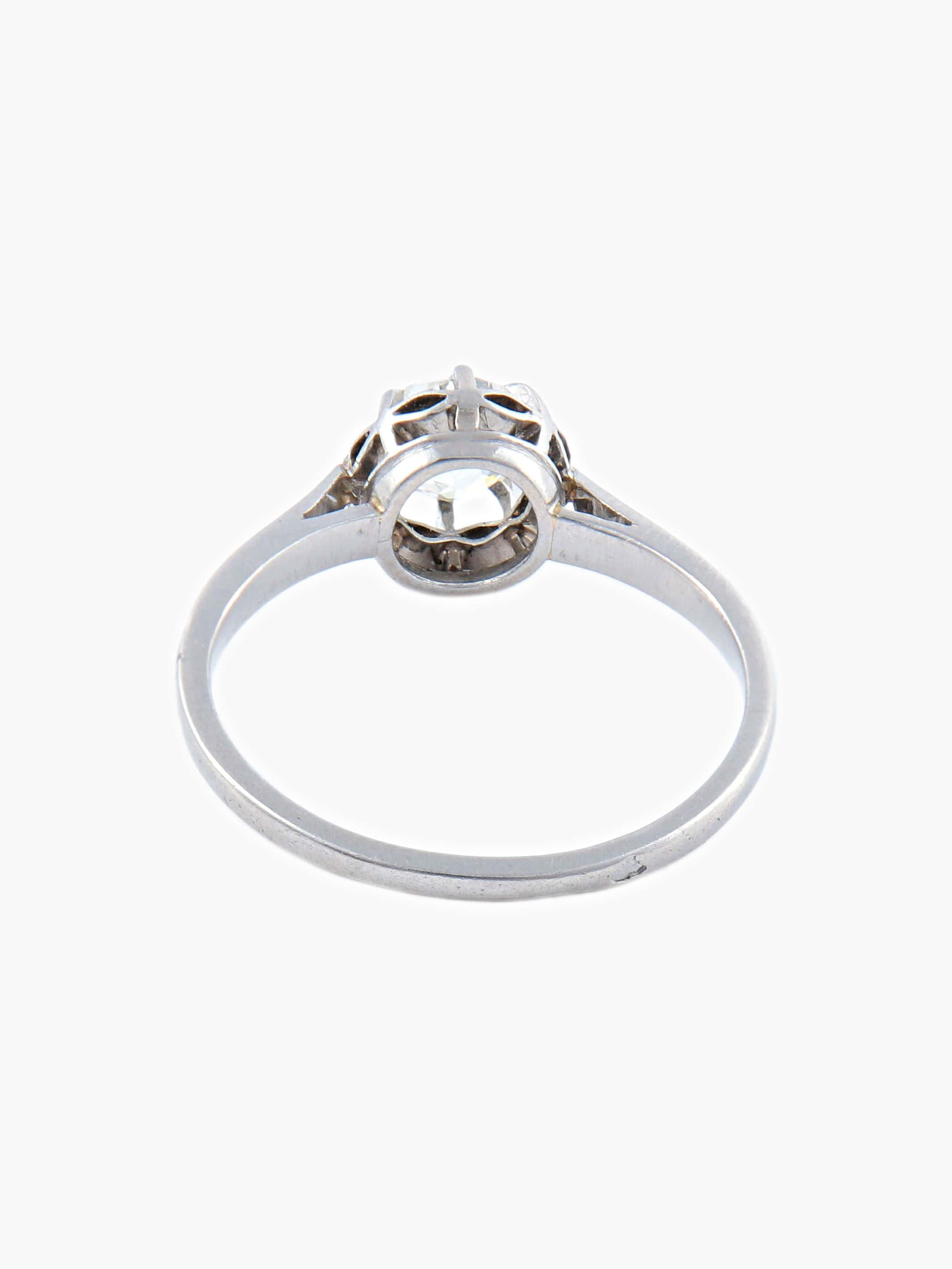 RETRO SOLITAIRE DIAMOND WHITE GOLD RING - Image 4