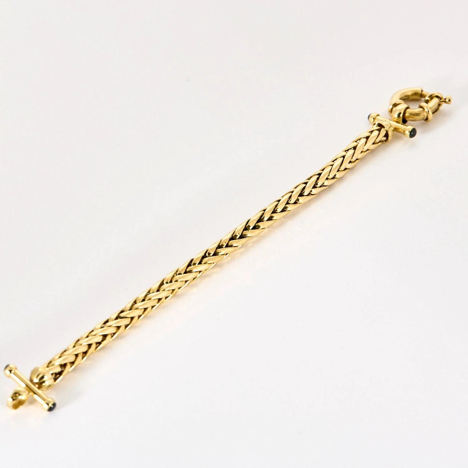 Yellow gold and sapphire bracelet