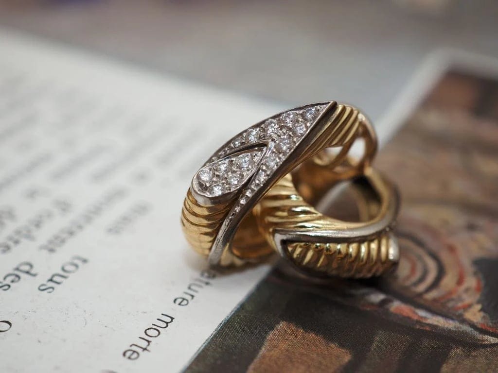 Retro gold diamond earring - Image 4