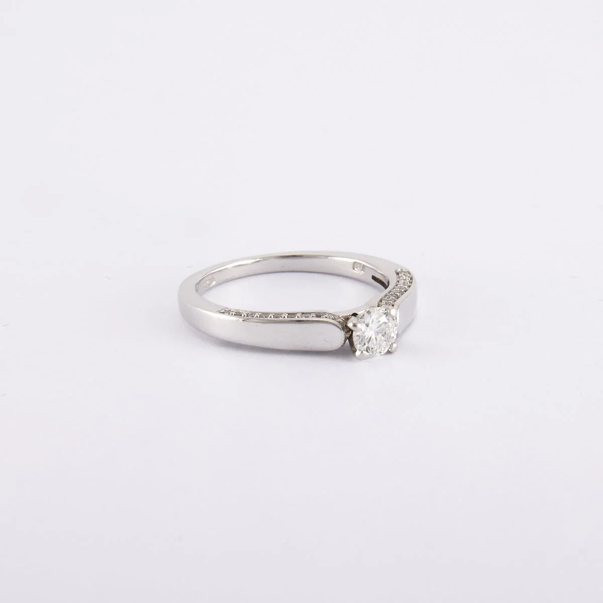 0.30 Carat Diamond Solitaire Ring - Image 3