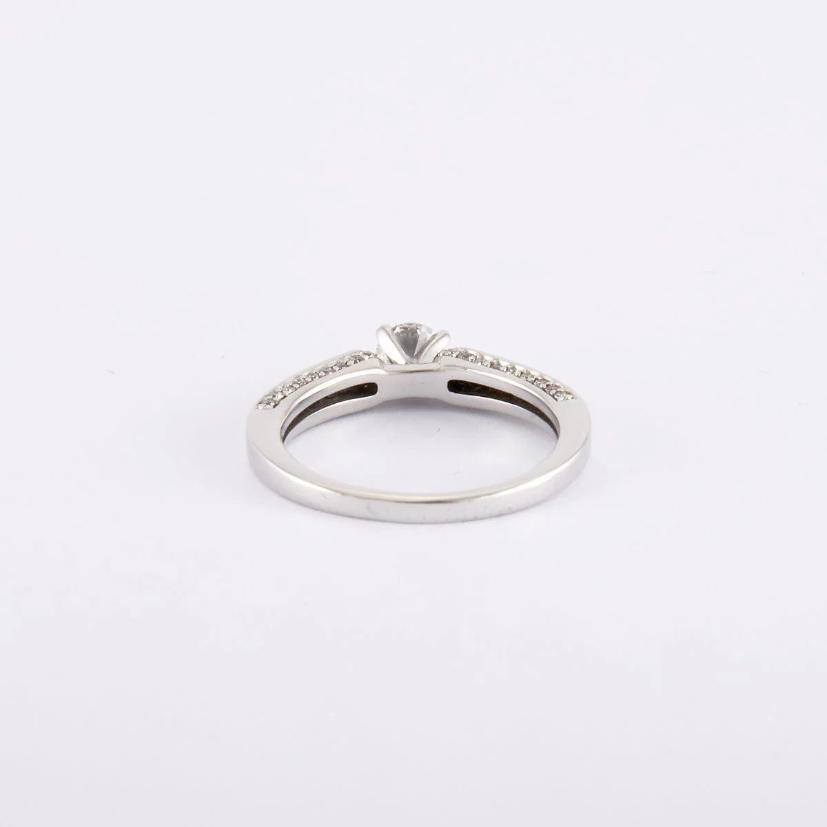 0.30 Carat Diamond Solitaire Ring - Image 5