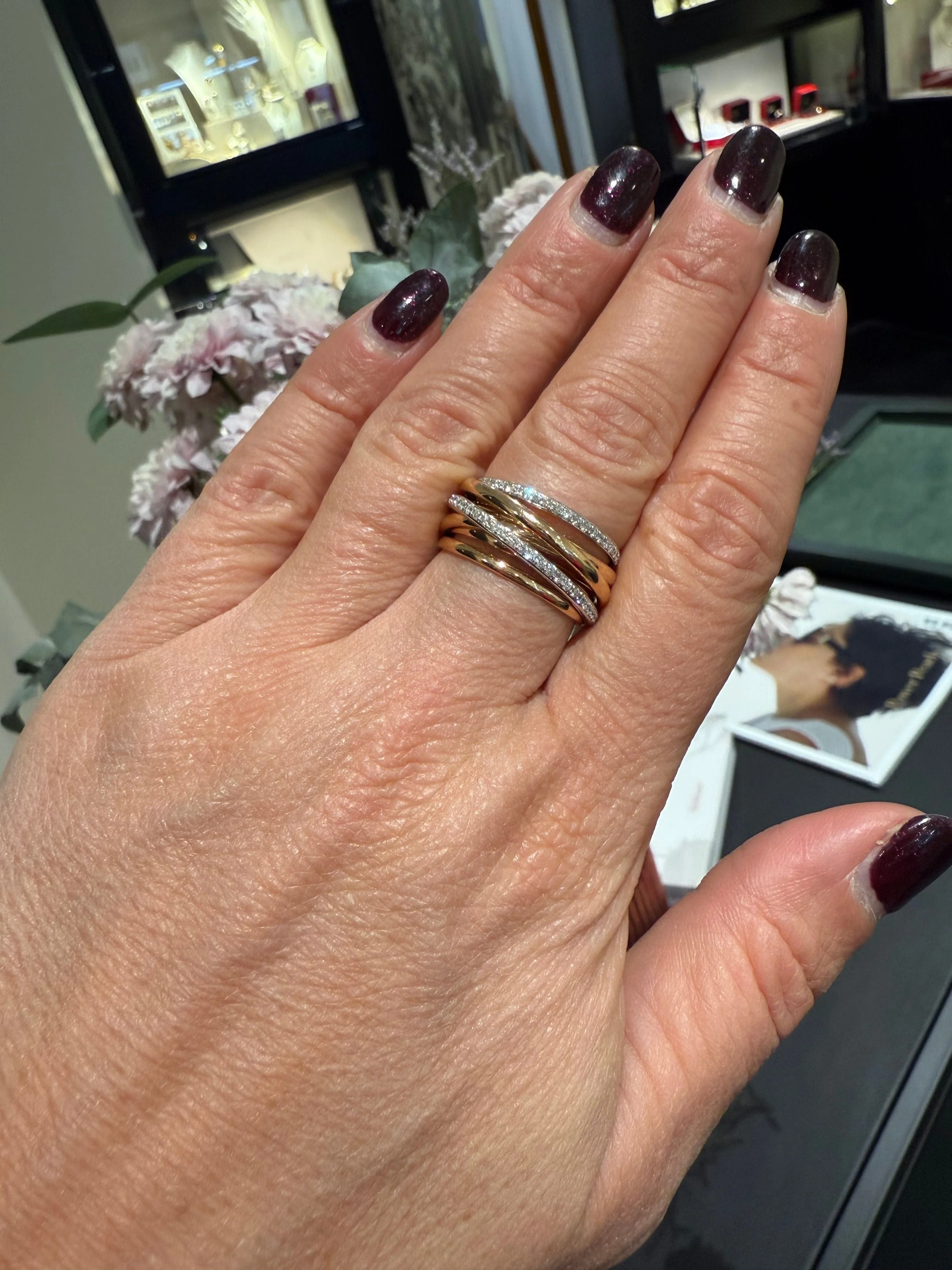 Rose gold and diamond ring - Image 9