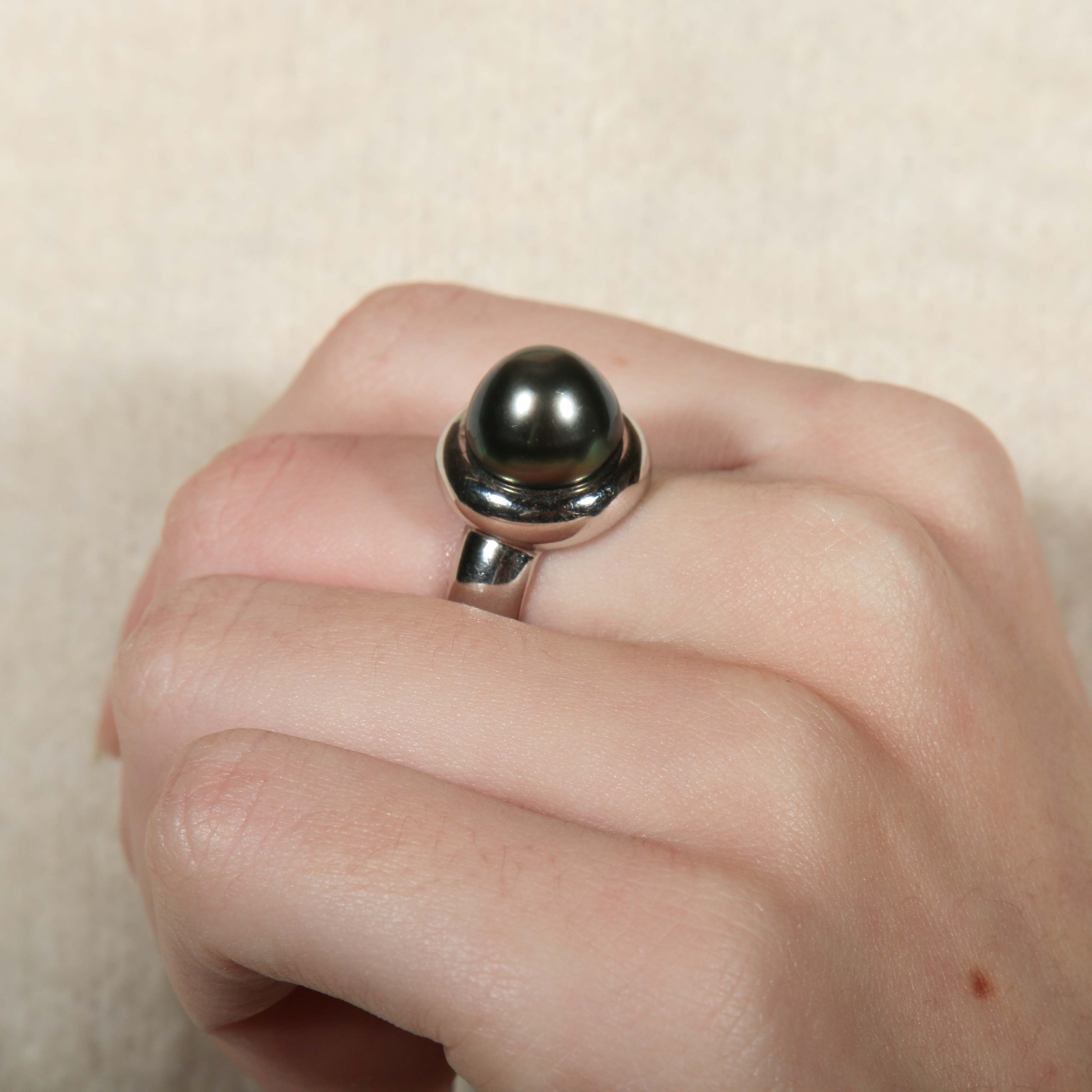 Gray Pearl Ring - Image 3