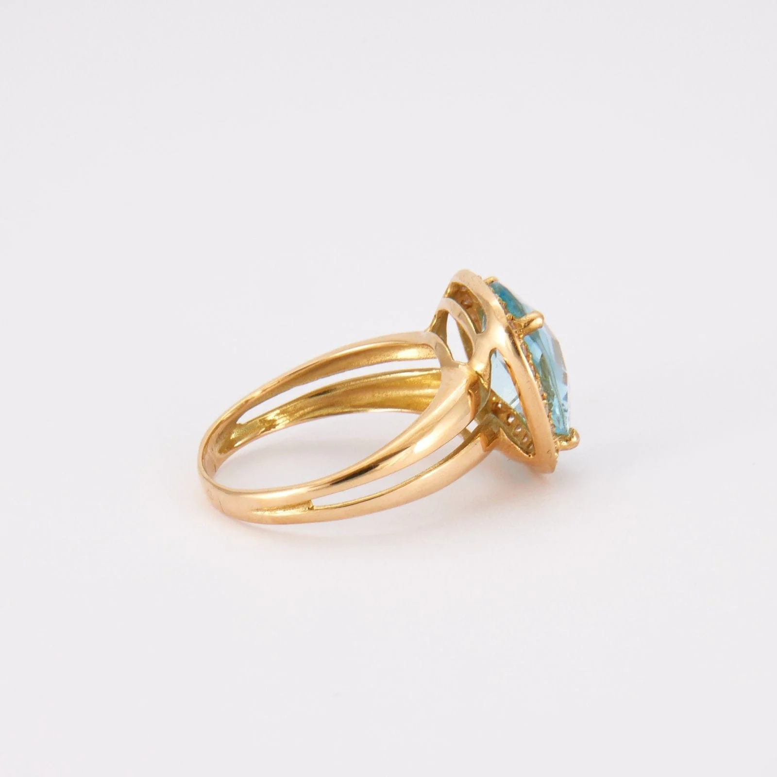 Blue Topaz Cocktail Ring - Image 4