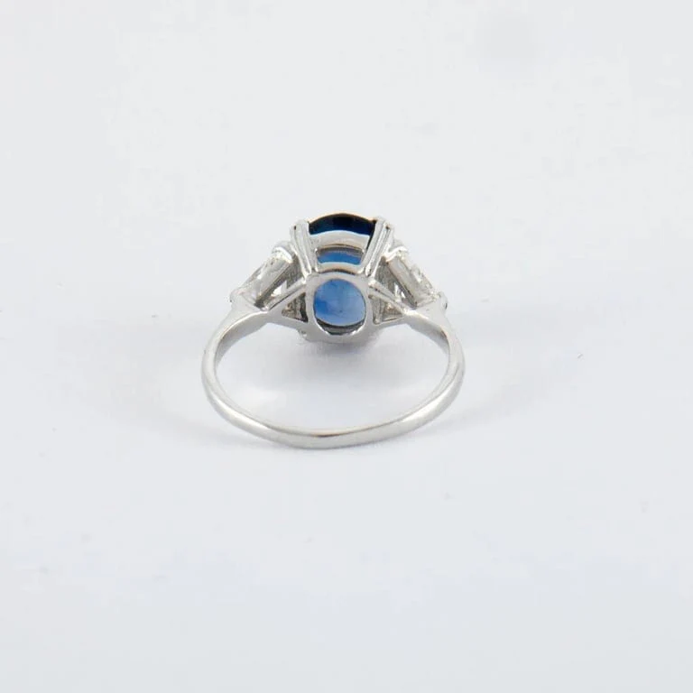 2.64ct Sapphire and Diamond Ring - Image 9
