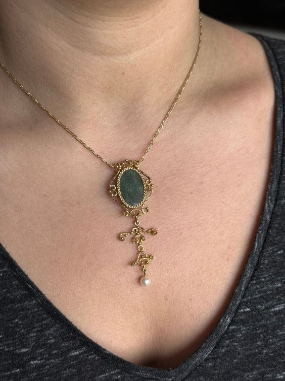 Gold, Jade and Pearl Pendant Brooch - Image 3