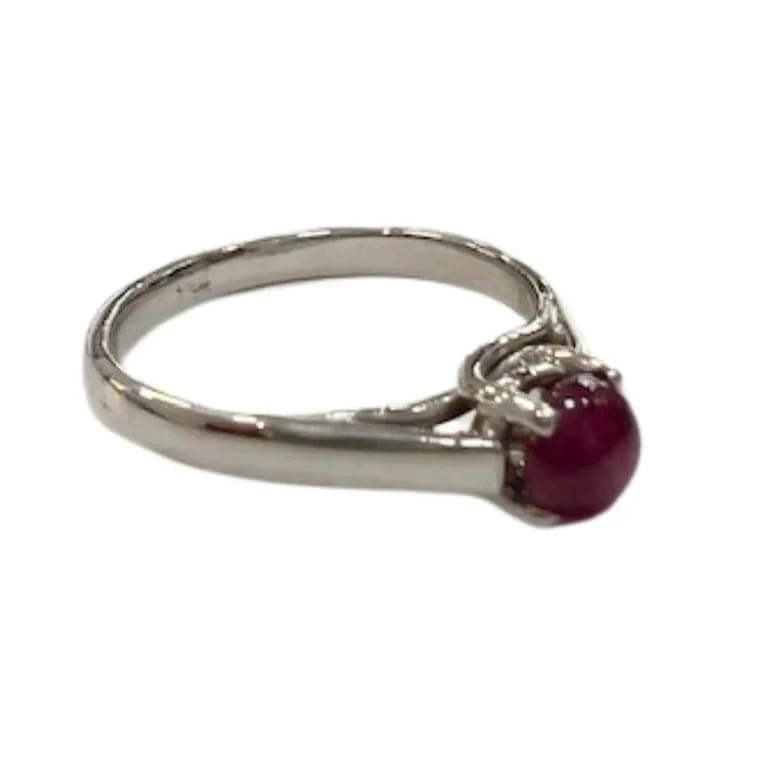 Sortija epoca contemporanea oro blanco con ruby - Image 4