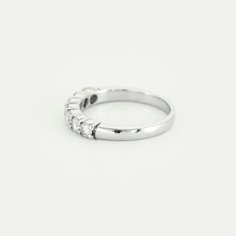 White gold diamond wedding ring - Image 4