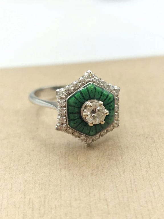 Solitaire ring in white gold and enamel, adorned with a diamond.  - Image 4