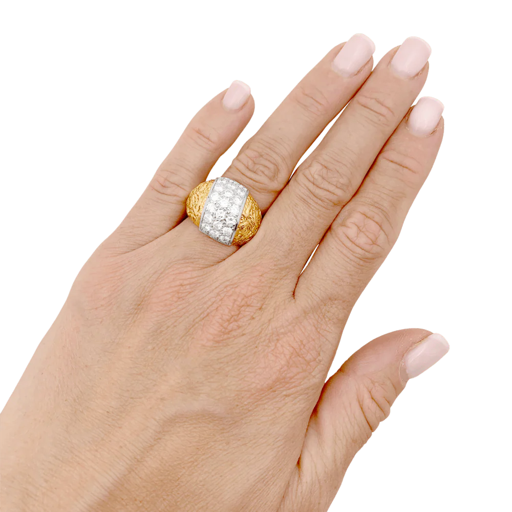 Two-tone gold and diamond ring. - Image 5