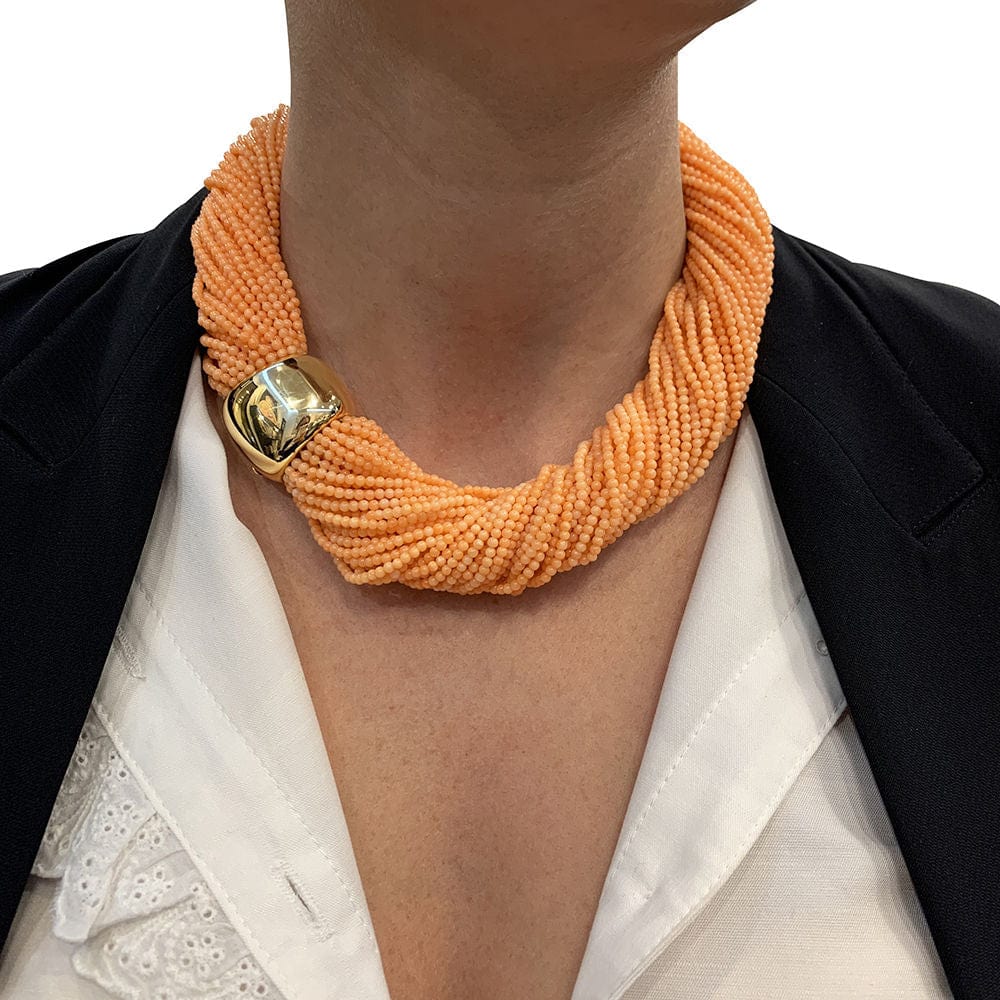 Van Cleefs & Arpels necklace in yellow gold and coral. - Image 2