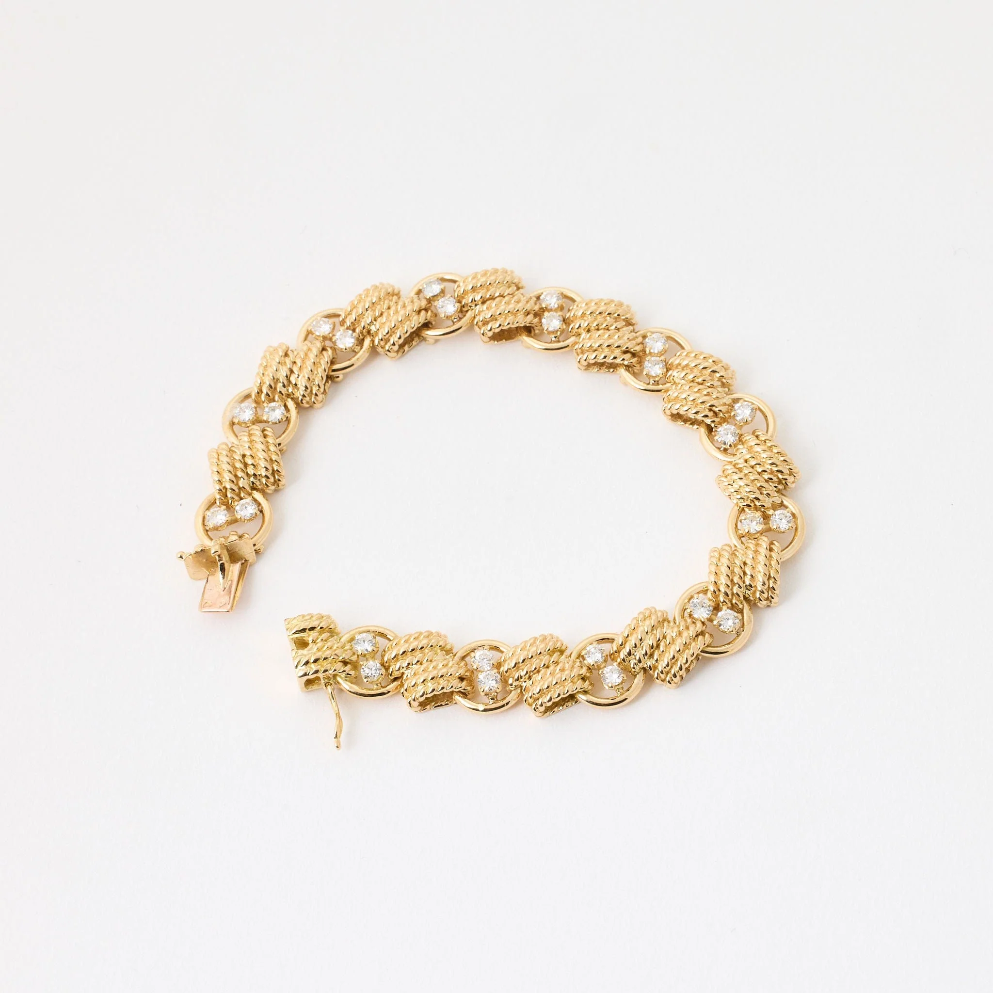Van Cleef and Arpels - Vintage Yellow Gold & Diamond Bracelet - Image 2