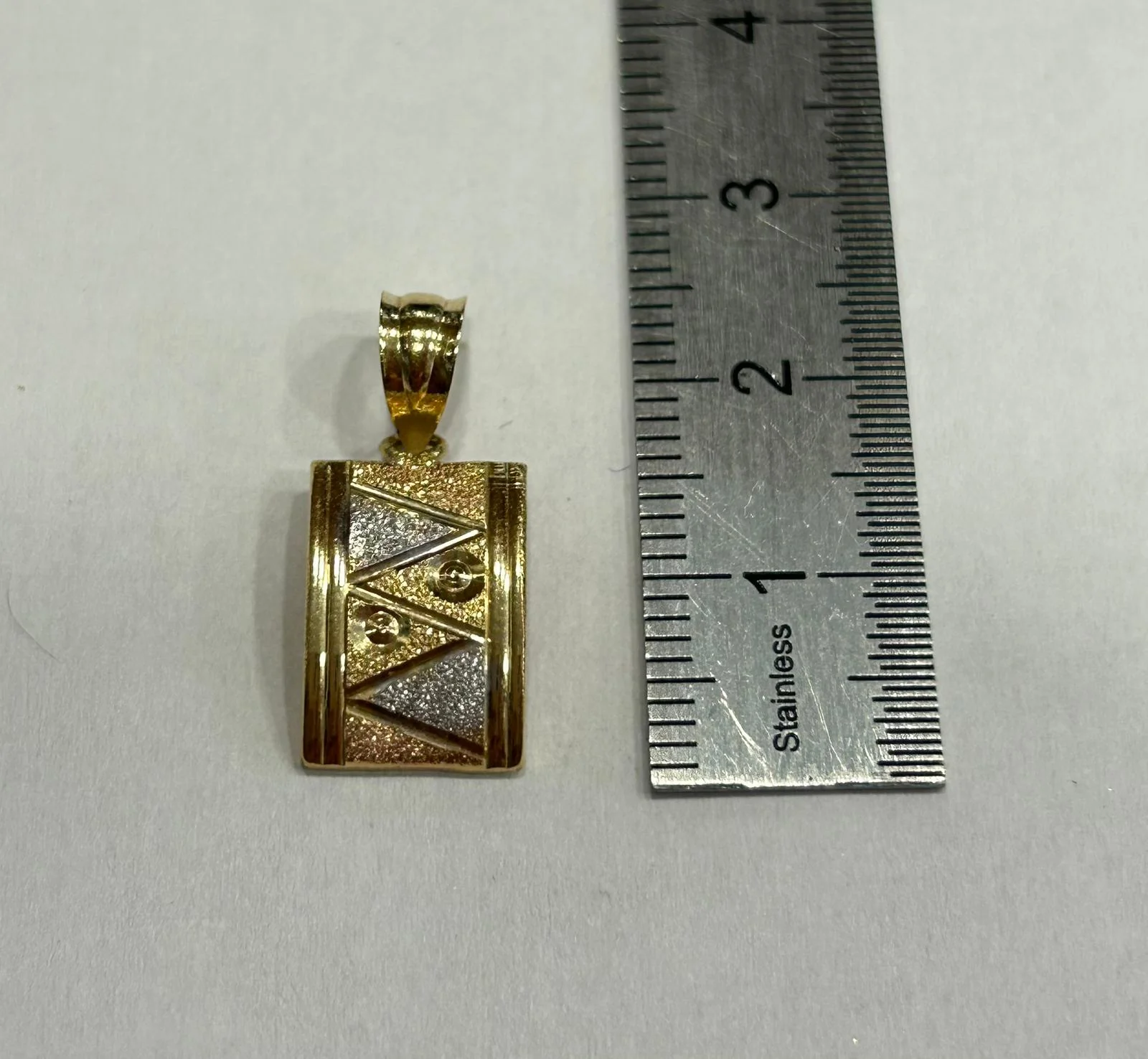 3 gold pendant - Image 3