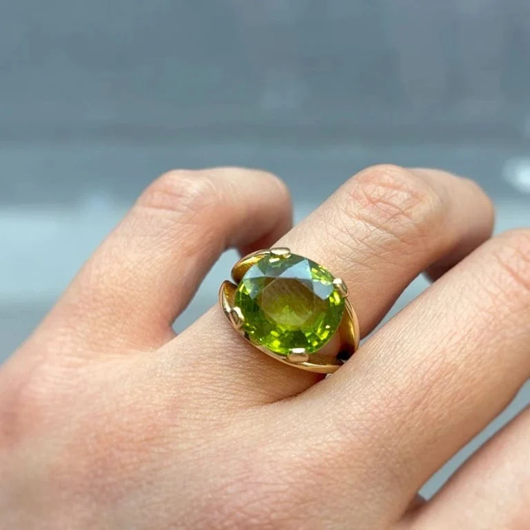Ring - Yellow gold & Peridot - Image 4
