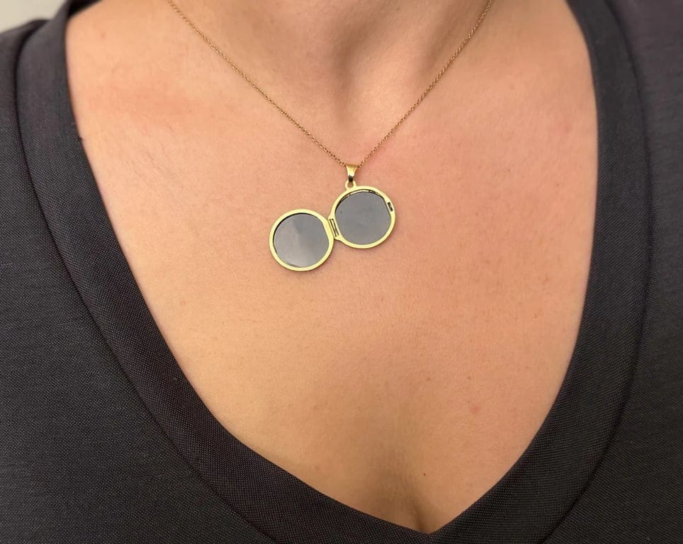 Gold photo pendant - Image 15