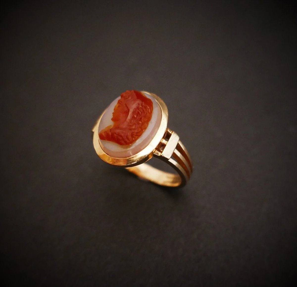 Signet Ring cameo - Image 3