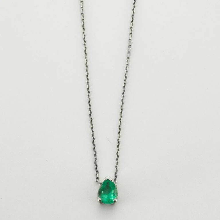 Solitaire necklace White gold Emerald - Image 3