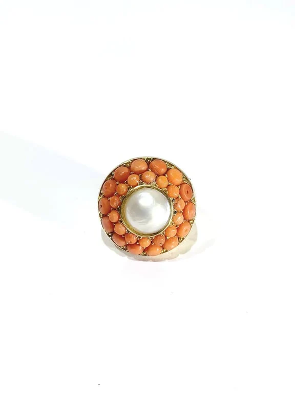 Coral pearl ring with central pearl in 18-carat yellow gold - Image 3