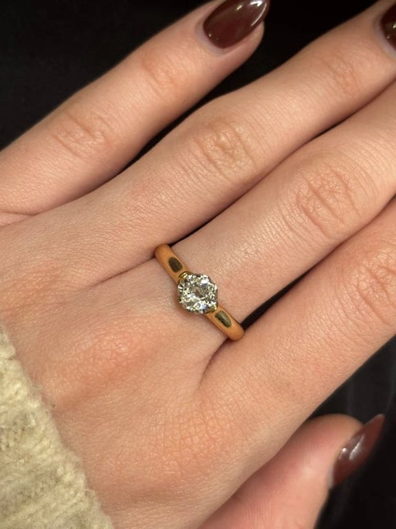 Solitaire yellow gold and 0.40 ct diamond  - Image 2