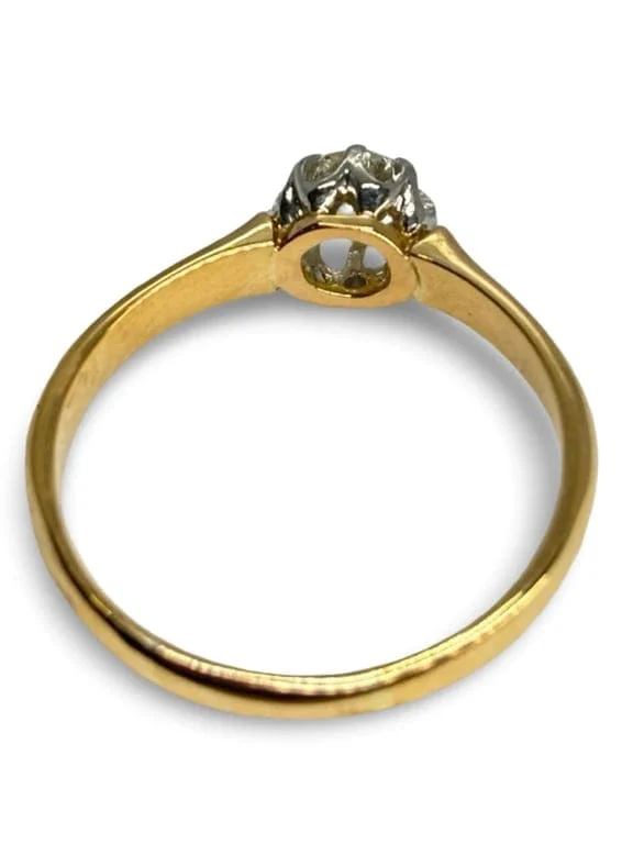 Solitaire yellow gold and 0.40 ct diamond  - Image 5