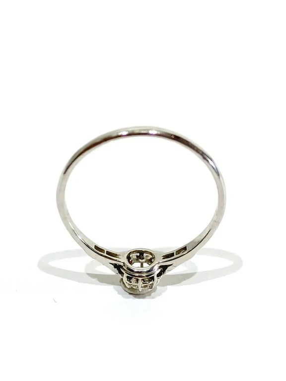 Solitaire in platinum and diamonds - Image 10
