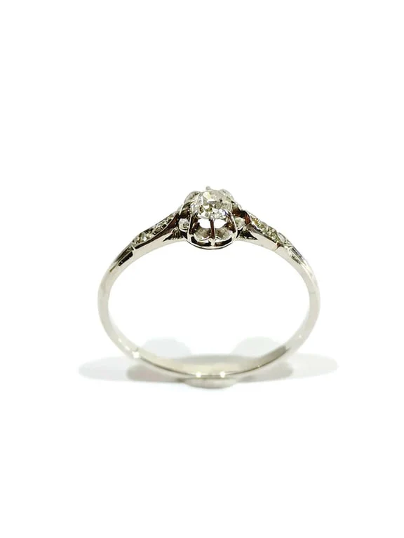 Solitaire in platinum and diamonds - Image 5