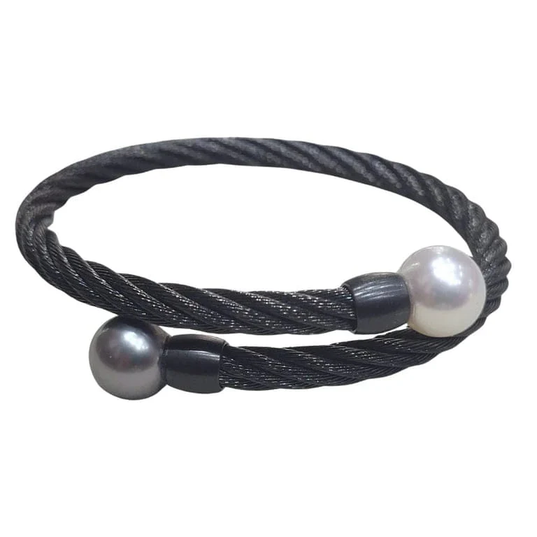Steel bracelet with pearls 