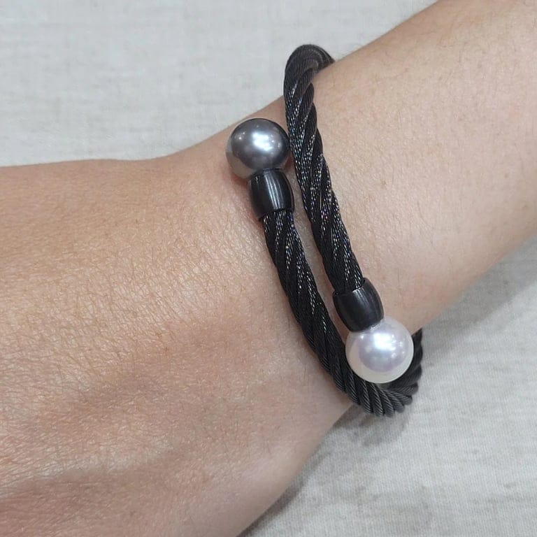 Steel bracelet with pearls  - Image 2