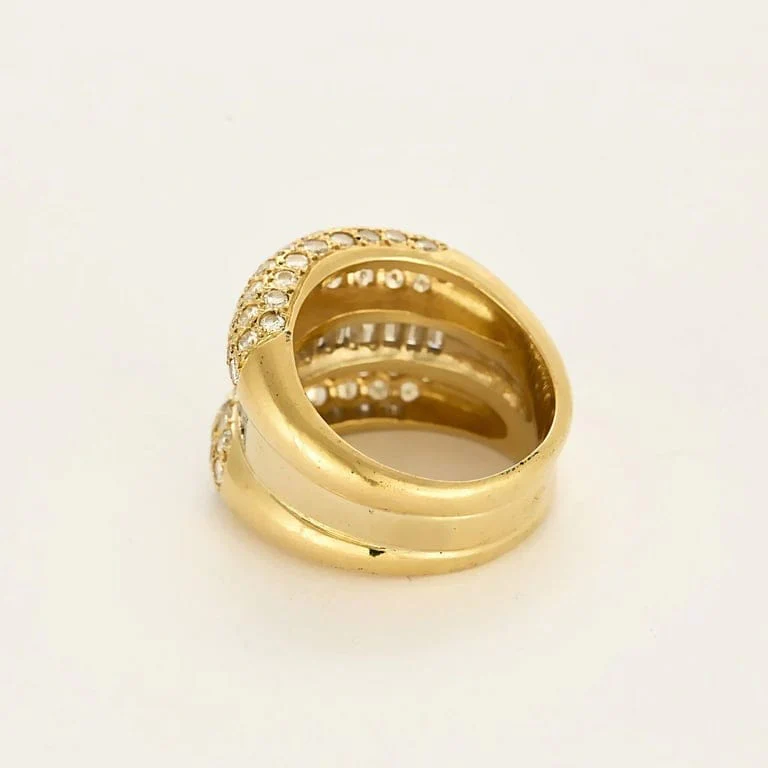 Les Deux Mondes ring in yellow gold and diamonds  - Image 5