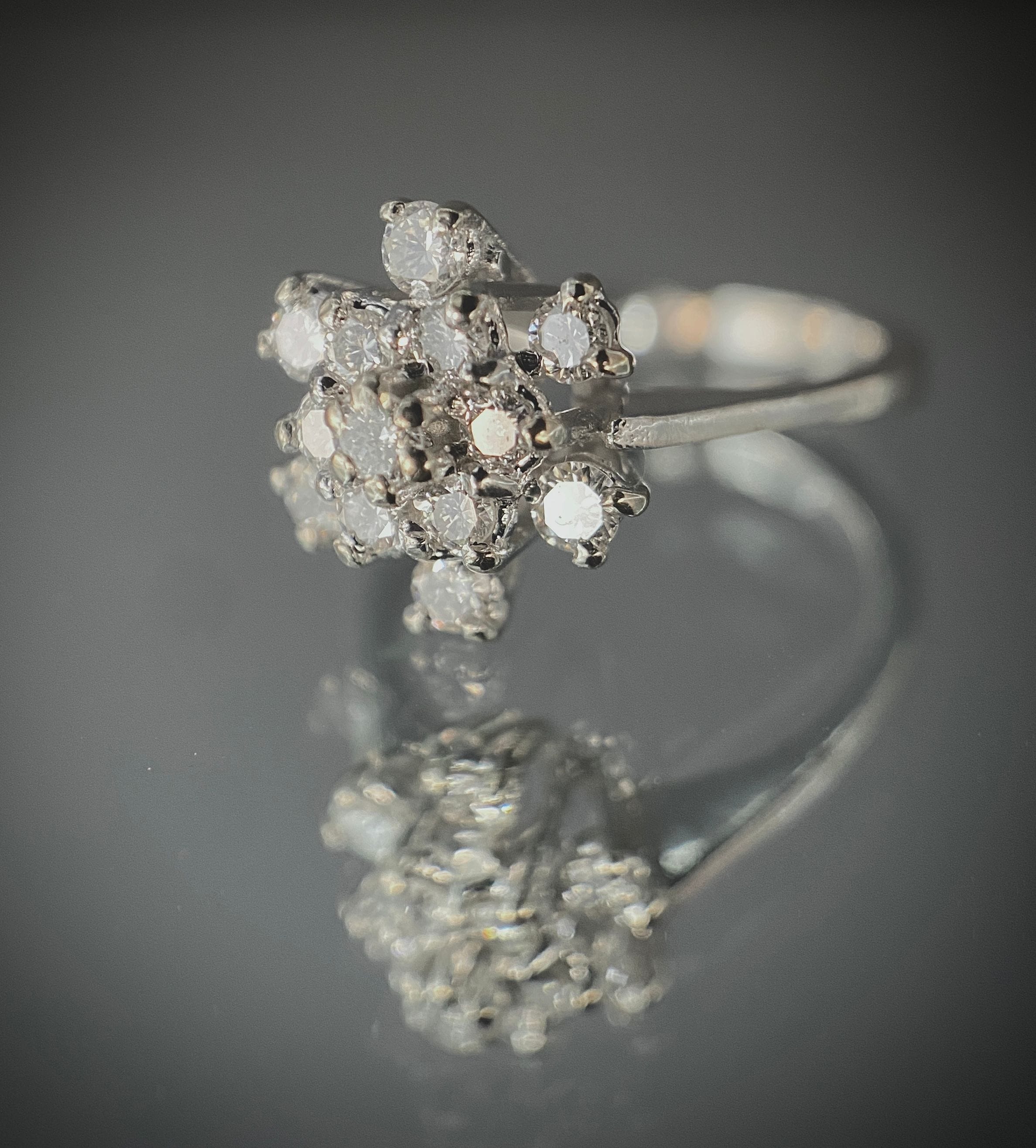 White gold flower ring with diamonds - Image 3