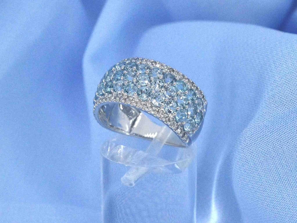 White gold ring with topazes and diamonds - Image 5