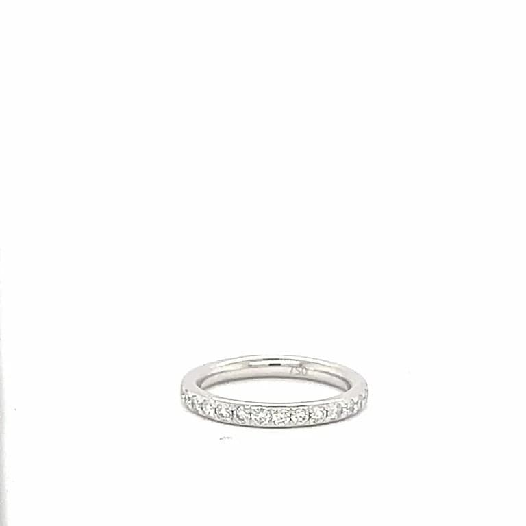 18k white gold ring with diamonds - Image 4