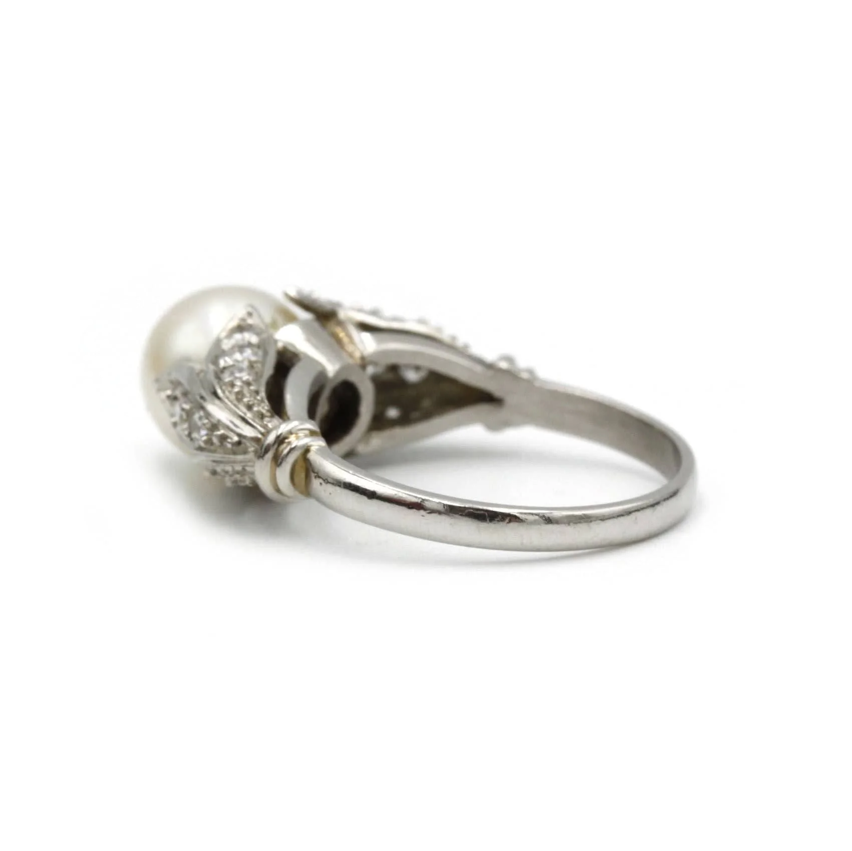 Gold, diamond and pearl ring - Image 4