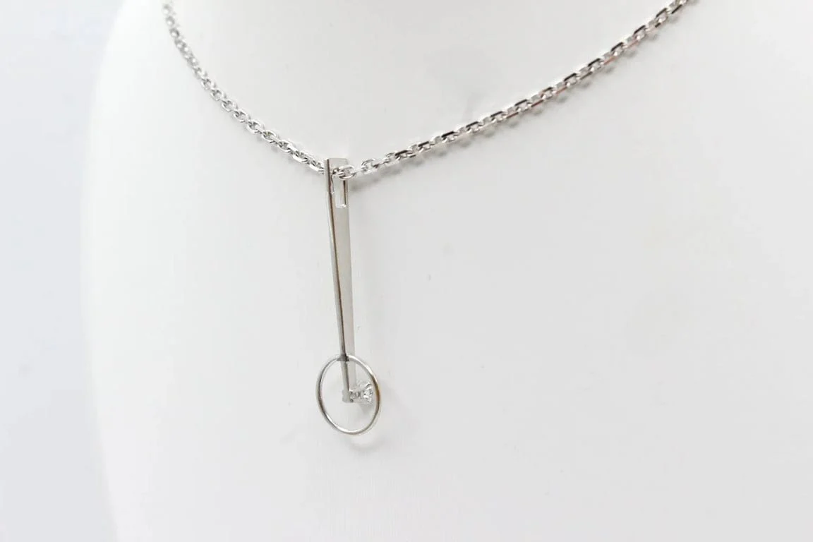 White gold stem pendant, diamond  - Image 6
