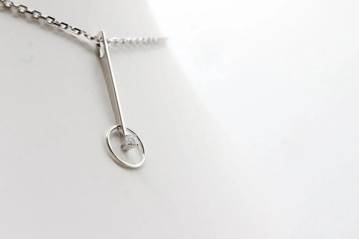 White gold stem pendant, diamond  - Image 8