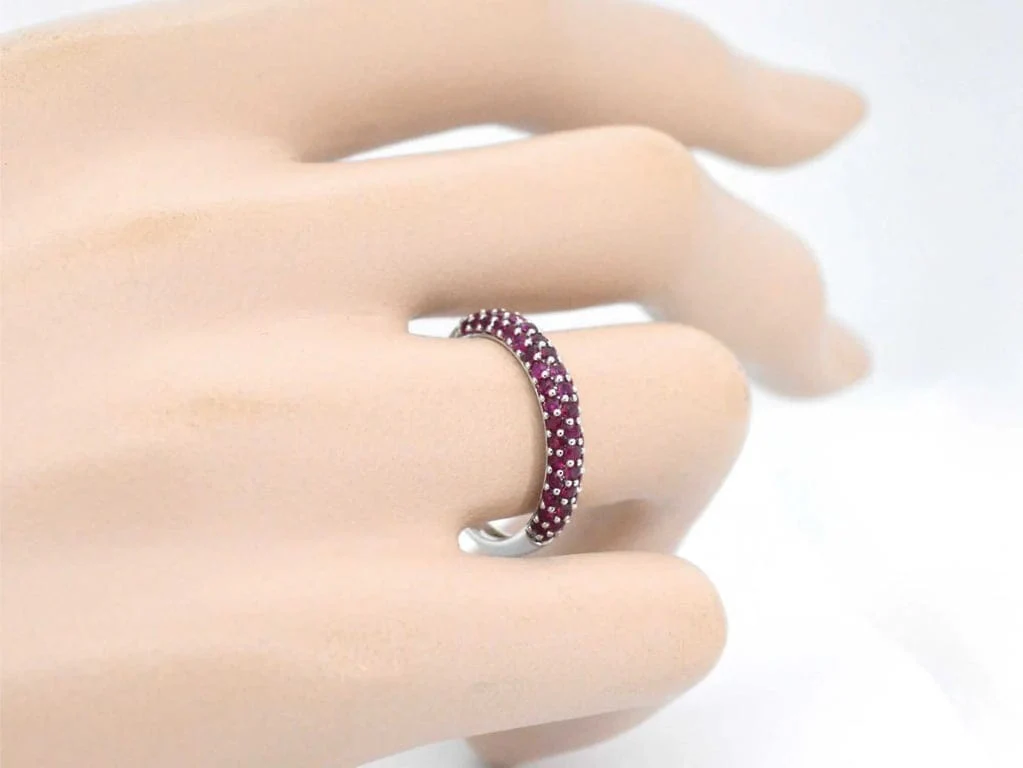 White gold ring with rubies - Image 2
