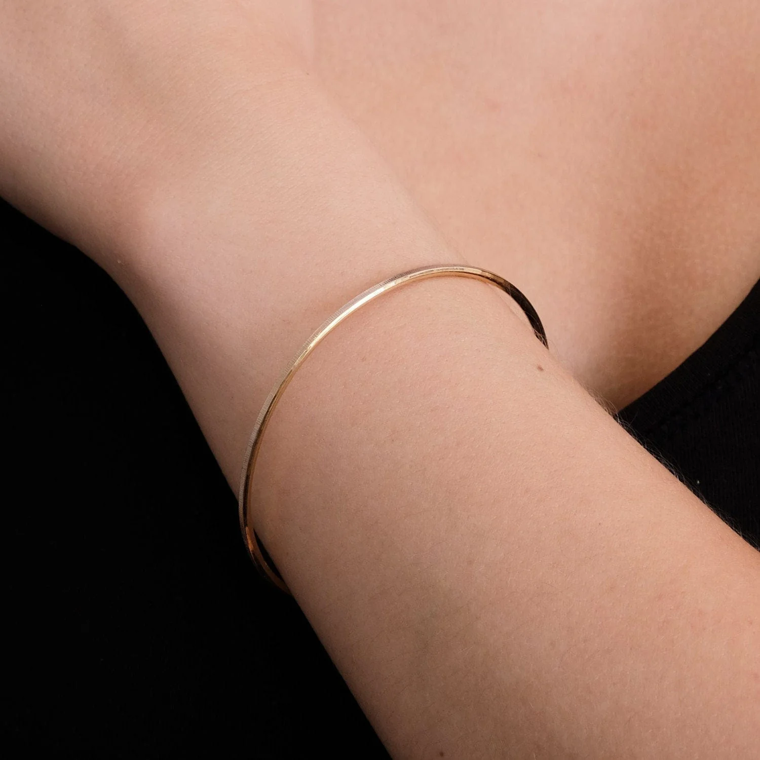 Rose gold bangle bracelet - Image 5