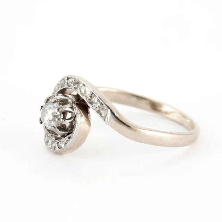 Tourbillon Ring in 2 Golds & Diamonds - Image 6