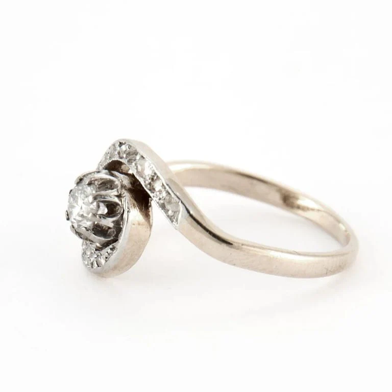 Tourbillon Ring in 2 Golds & Diamonds - Image 7