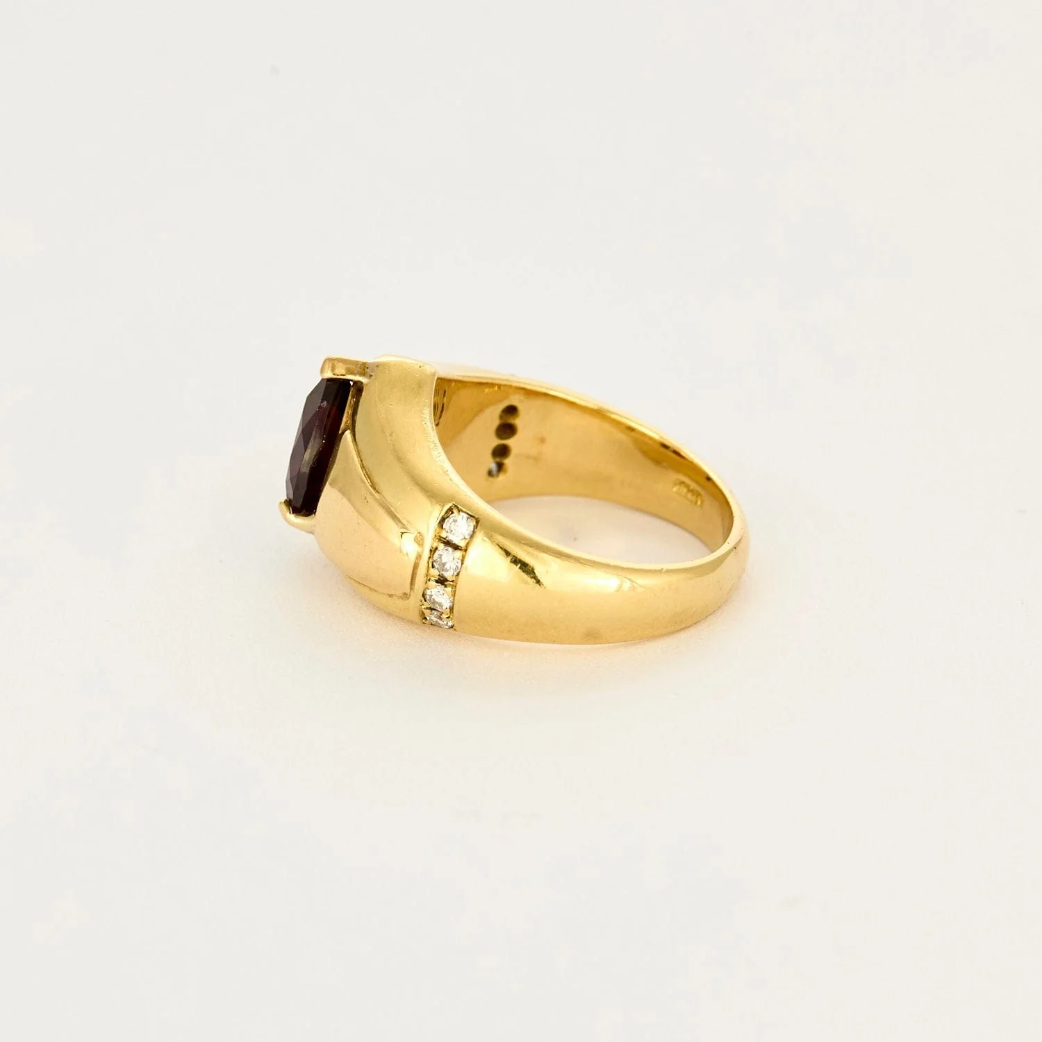 Yellow gold, diamond and rubellite ring - Image 3