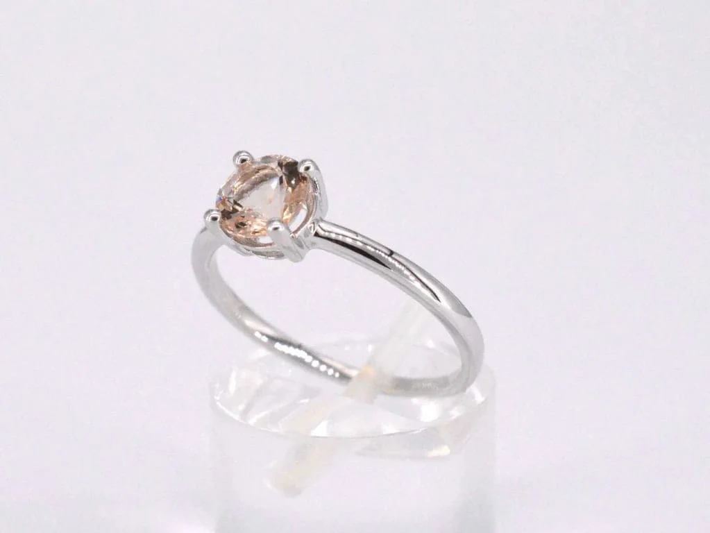 White gold ring with morganite - Image 7