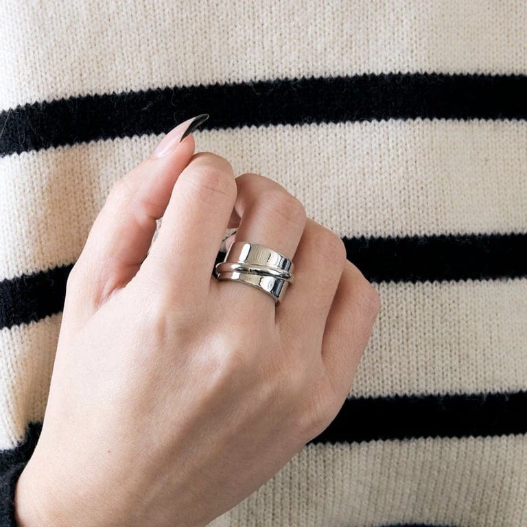 Dinh Van - Ariane White Gold Ring - Image 2