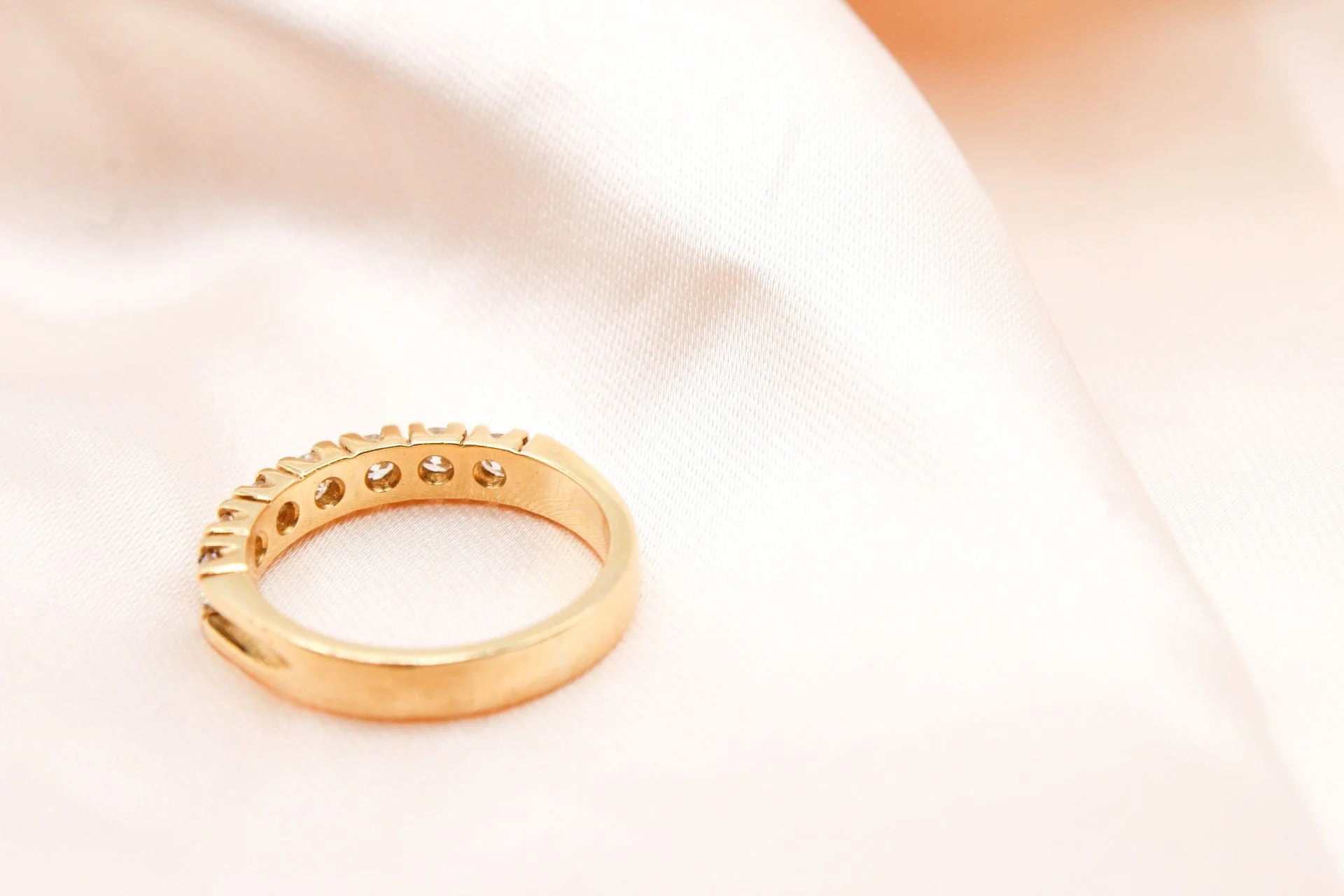 Ring Half-eternity ring yellow gold, 7 diamonds 0.70 ct H SI - Image 3