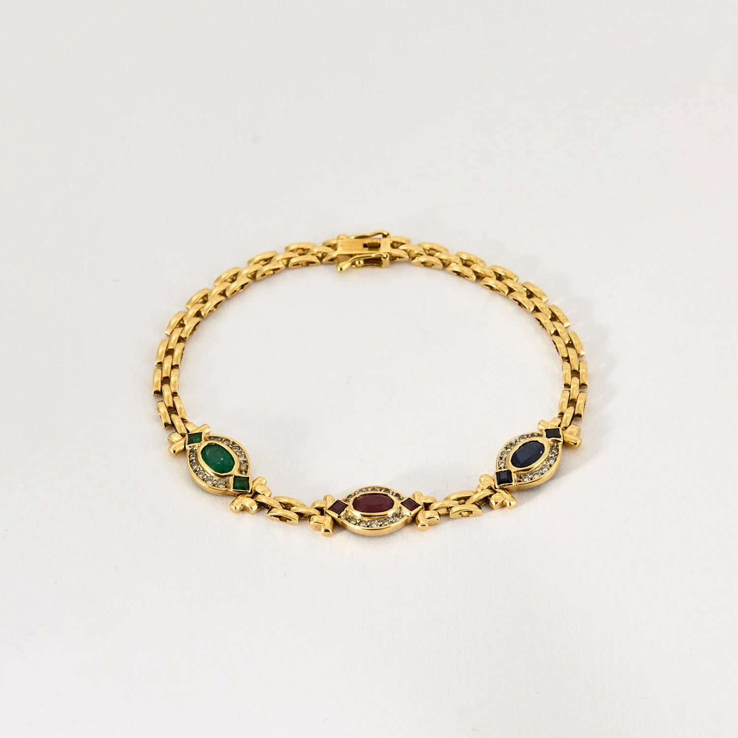 Prestige yellow gold and fine stone bracelet - Image 5