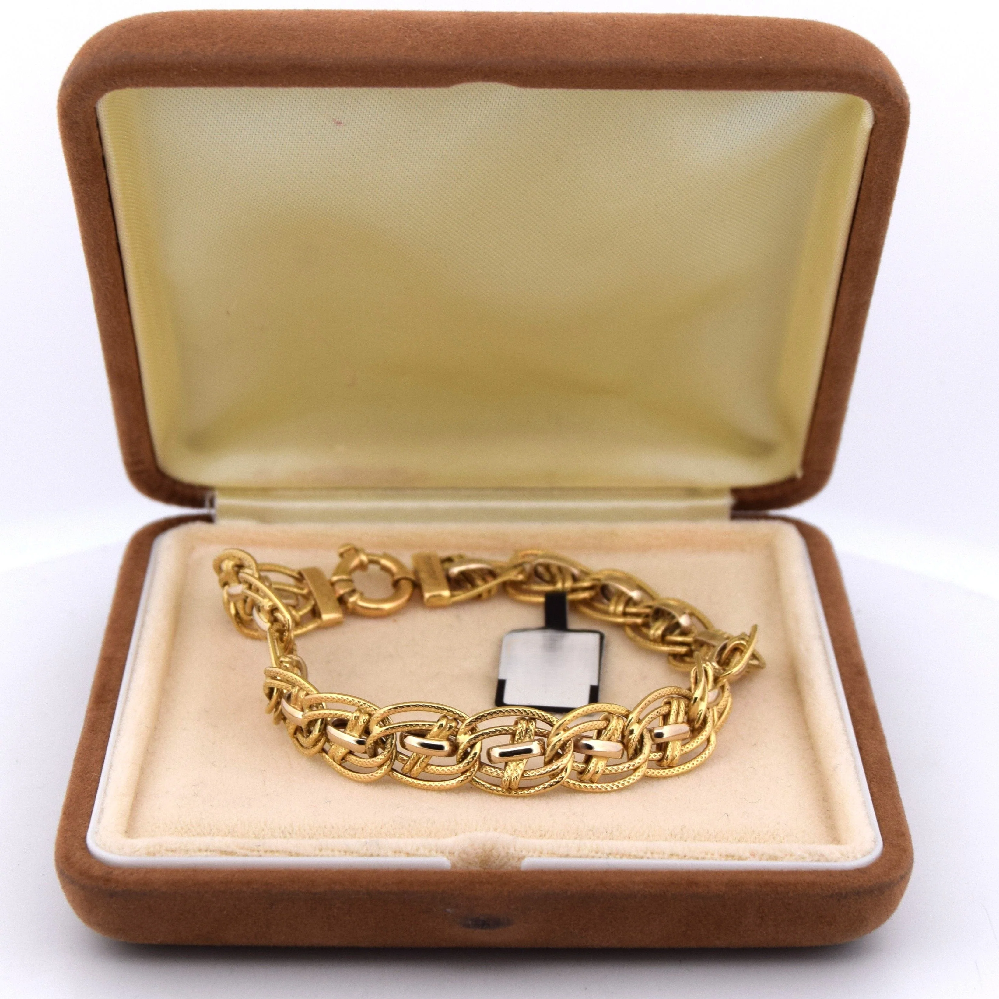 18 KT GOLD BRACELET