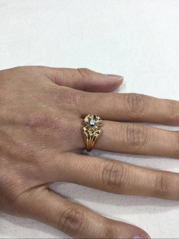 Rose Gold Diamond Ring - Image 4