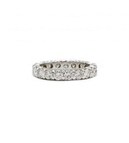 White gold wedding ring set with diamonds - Image 3
