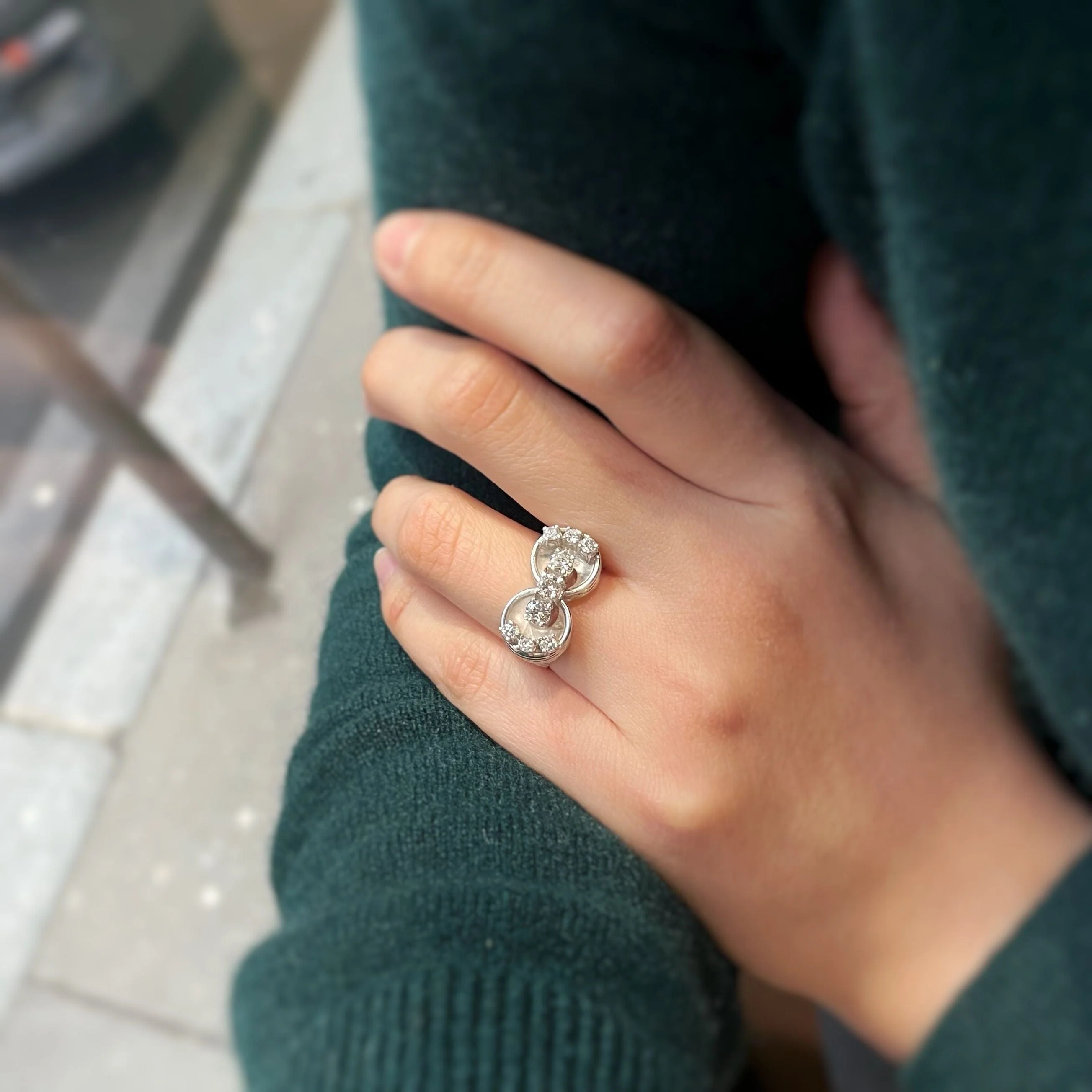 Gold & Diamond Ring - Image 4