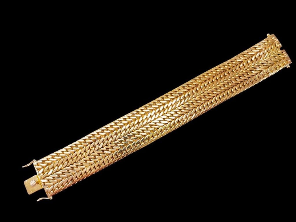 Yellow gold cuff bracelet - Image 7