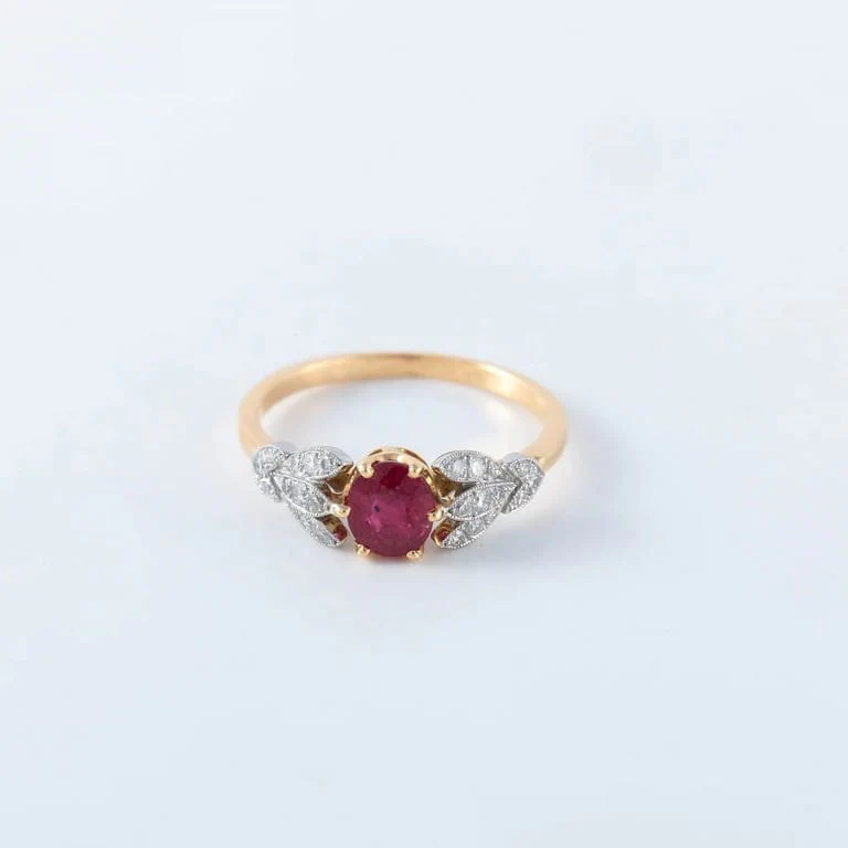 Gold and ruby ring - Image 2